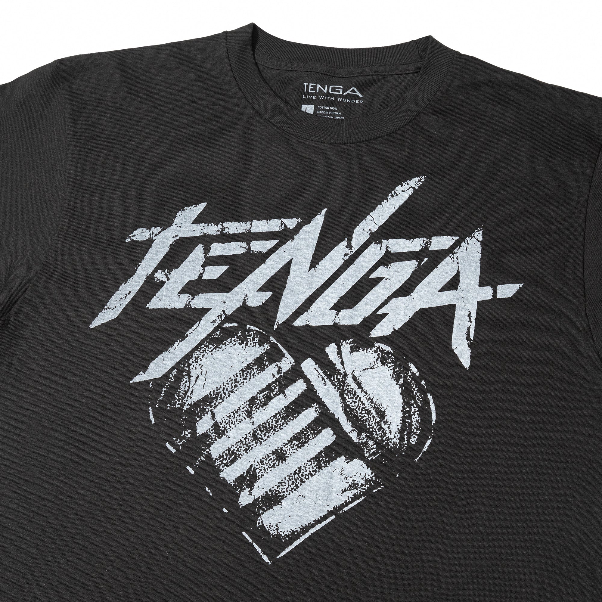 TENGA Hearts T-Shirt Black - Image 2