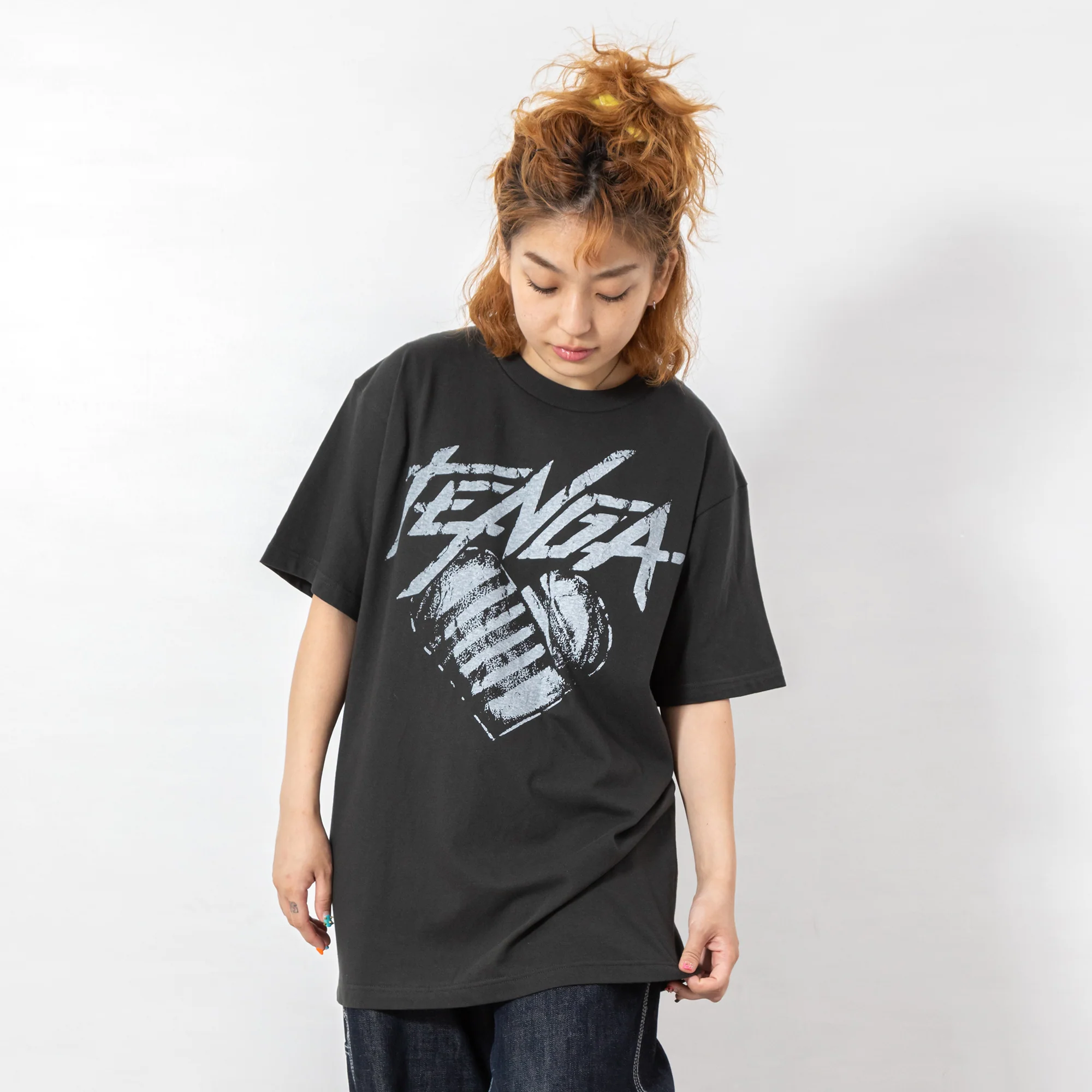 TENGA Hearts T-Shirt Black - Image 4